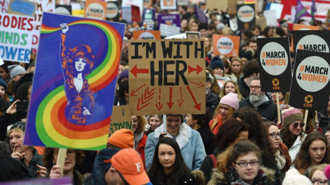 La marcha de Londres, a la altura del Parlamento. / ANDY RAIN (EFE)