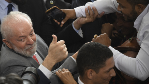 El presidente de Brasil Luiz Inácio Lula da Silva, después de la ceremonia de Lanzamiento del Plan Nacional Calles Visibles, a 11 de diciembre de 2023 en el  Palacio do Planalto.