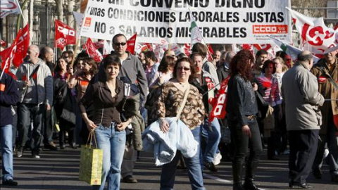 Manifestación por un trabajo y salario digno.- EFE.