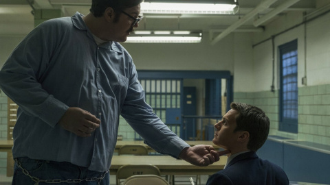 El duelo entre el agente Holden Ford y el asesino Edmund Kemper en 'Mindhunter' es de altura.