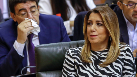 La presidenta andaluza en funciones, Susana Díaz, al inicio del debate de investidura del líder del PP-A, Juan Manuel Moreno, en el Parlamento andaluz en Sevilla. EFE/Julio Muñoz