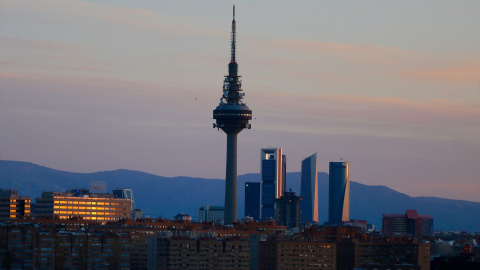 Imagen de archivo de las vistas de las Cuatro Torres de Madrid y Torrespaña, desde el Cerro del Tío Pío.