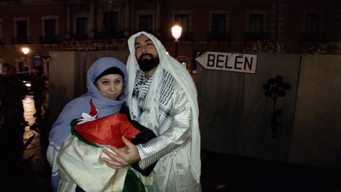 BDS Madrid, Leo Bassi y Payasos en Rebeldía organizan un Belén reivindicativo en Madrid para protestar contra el genocidio palestino.