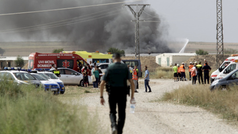 La escena de la explosión de la empresa de pirotecnia en Zaragoza (2)./ REUTERS/Luis Correas