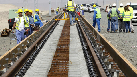 Construcción de la vía del AVE de Medina a La Meca.