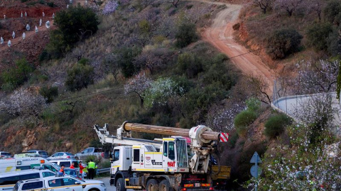 Llegada de la tuneladora que seguirá las tareas de rescate del pequeño Julen. /EFE