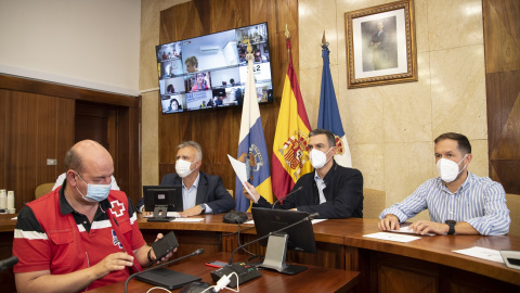 Sánchez visita La Palma por cuarta vez desde el inicio de la erupción del volcán de Cumbre Vieja