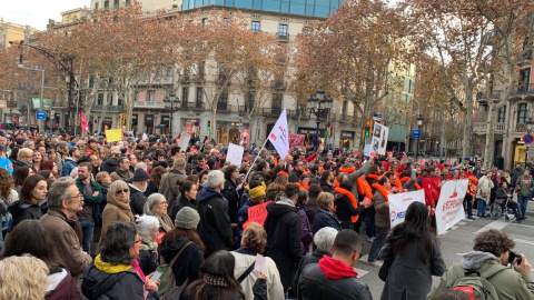 Manifestació al Passeig de Gràcia de Barcelona, en solidaritat amb Open Arms / PÚBLIC