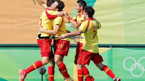 Los jugadores españoles celebran un gol ante Nueva Zelanda. EFE/EPA/VALDRIN XHEMAJ