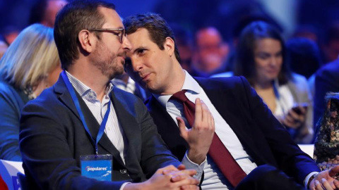 Maroto y Casado, durante la Convención Nacional del PP. EFE/Chema Moya