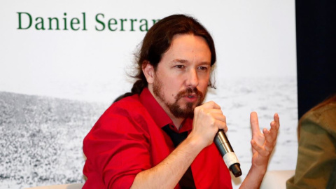 25/09/2019.- El líder de Podemos, Pablo Iglesias, durante la presentación del libro "Cal Viva" de Daniel Serrano, este miércoles en Madrid. EFE/ JAVIER LÓPEZ