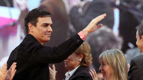 El líder del PSOE, Pedro Sánchez, durante su intervención en la clausura de la Escuela de Buen Gobierno Jaime Vera de su partido. | J.J GUILLÑEN (EFE)