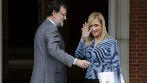 Mariano Rajoy y Cristina Cifuentes. EFE/Archivo