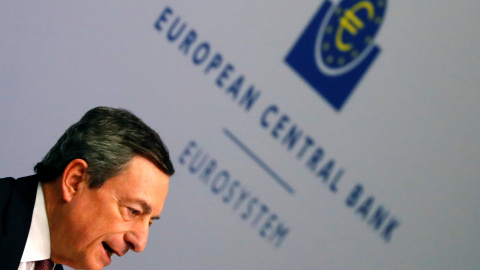 El presidente del BCE, Mario Draghi, durante la rueda de prensa tras la reunión del Consejo de Gobierno de la entidad, en Fráncfort. REUTERS/Kai Pfaffenbach