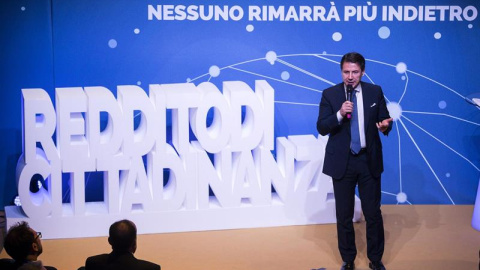 El primer ministro italiano, Giuseppe Conte, ofrece un discurso en un evento del Movimiento 5 Estrellas, este martes en Roma, Italia. El gobierno ha nombrado al cómico y actor Lino Banfi representante de la comisión italiana en la UNESCO. E