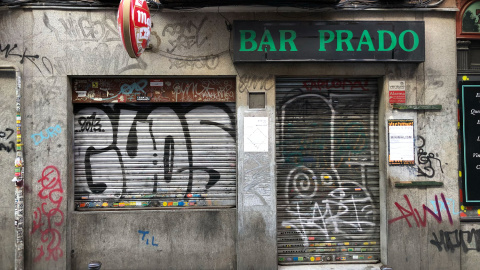 El bar Prado ha echado el cierre en Malasaña. / T.J.L.