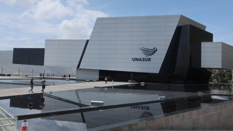 Sede oficial de la Unión de Naciones Suramericanas (UNASUR), en el complejo Ciudad Mitad del Mundo, San Antonio, región metropolitana de Quito (Ecuador). AGENCIA EFE.