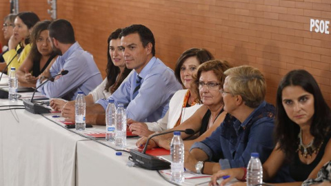 Pedro Sanchez, durante la reunión celebrada hoy para el Acuerdo Social, Politico e Institucional contra la violencia de genero. EFE/Kiko Huesca