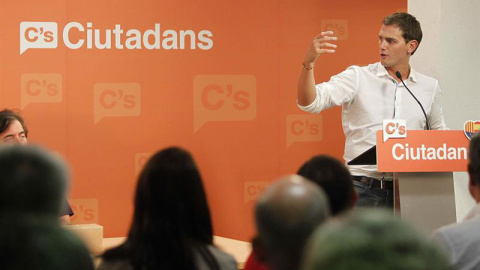 El presidente de Ciudadanos, Albert Rivera, durante la celebración del Consejo General. / MARTA PÉREZ (EFE)