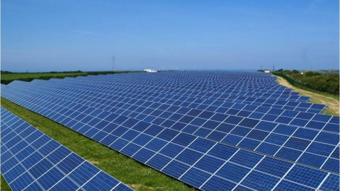 Planta fotovoltaica construida por Isolux Corsán en el Reino Unido. E.P.