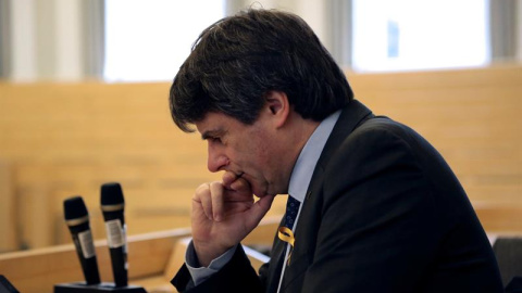 El expresidente catalán Carles Puigdemont antes de pronunciar una conferencia en la Universidad de Helsinki. EFE/Juanjo Galán