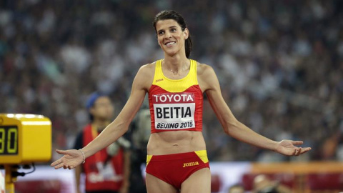 La española Ruth Beitia, tras uno de sus saltos de la final de salto de altura, dentro del Campeonato del Mundo de Atletismo. EFE/Lavandeira jr