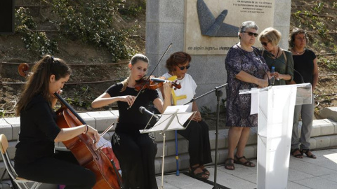 Imagen del Homenaje celebrado en Madrid, en el que se ha realizado un concierto de cuerda en honor a las víctimas de Spanair/EFE