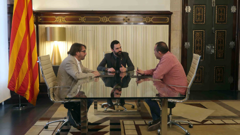 Reunió del president del Parlament amb els secretaris generals de CCOO i UGT, Javier Pacheco i Camil Ros / Parlament de Catalunya