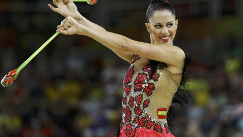 Carolina Marín durante el ejercicio de mazas en la final olímpica. /REUTERS