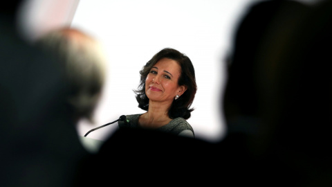 La presidenta de Banco Santander, Ana Patricia Botin durante la presentación de los resultados anuales de la entidad. REUTERS/Sergio Perez