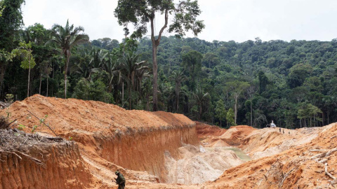 Desactivación de yacimientos ilegales de oro y casiterita en el estado brasileño de Pará./Instituto Brasileño del Medio Ambiente y de los Recursos Naturales Renovables (IBAMA).