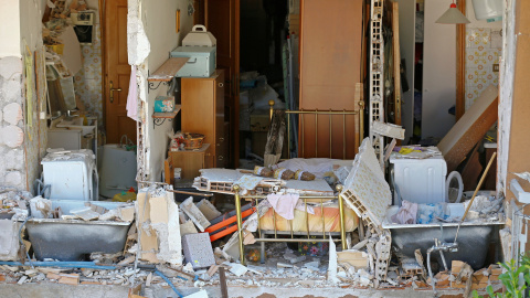 Interior de una de las casas derruidas en el pueblo de Amatrice como consecuencia del terremoto ocurrido en el centro de Italia.- REUTERS