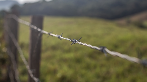 La ausencia del Estado colombiano en las zonas que han desocupado las FARC marca la realidad