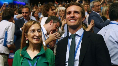 20-07-2019.- Pablo Casado y Ana Pastor, durante el inicio de la celebración del Congreso Nacional del Partido Popular. EFE