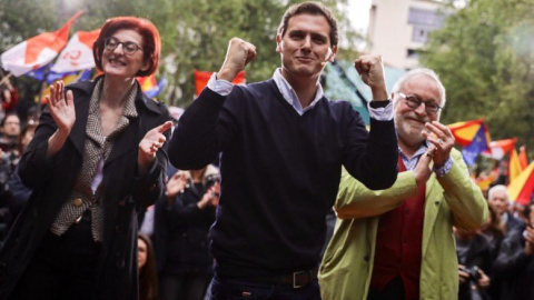 Albert Rivera (Cs) junto a Fernando Savater y Maite Pagazaurtundúa (UPYD).