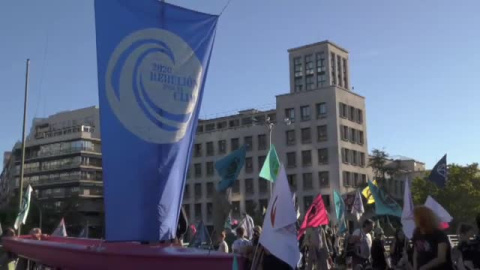 Miles de personas denuncian en Madrid la inacciÃ³n de los gobiernos ante el cambio climÃ¡tico