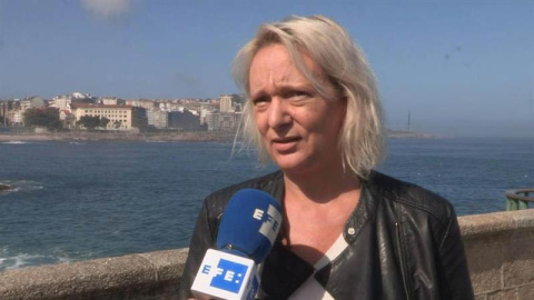 Carolina Bescansa concede una entrevista en A Coruña. (EFE)