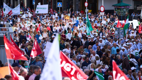 Imagen de archivo de la manifestación de Marea Blanca este otoño en Sevilla.