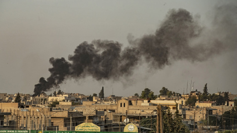 09/10/2019 - Turquía bombardea a las fuerzas kurdas en el noreste de Siria. / APF - DELIL SOULEIMAN