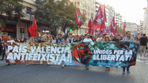 Bloc antifeixista a la manifestació del 9 d'Octubre a València. HÈCTOR SERRA.