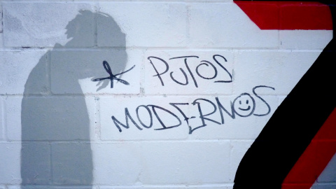 Pintada contra los nuevos habitantes que han recibido los barrios gentrificados.- A.B.