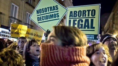 Manifestación en Madrid por el aborto legal. EFE/Emilio Naranjo