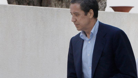 07/02/2019.- Fotografía de archivo (22/05/2018), del expresident de la Generalitat Valenciana y exministro de Trabajo Eduardo Zaplana al que la jueza que instruye el conocido como caso Erial ha dejado en libertad provisional, junto a los ot