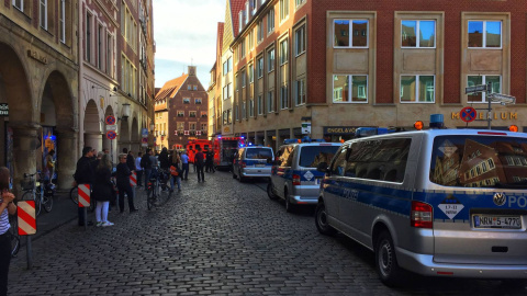 Atropello en Münster. Primeros auxilios llegan al lugar / AFP