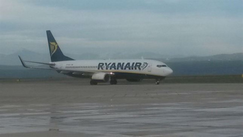 Aterriza el primer vuelo regular en el aeropuerto de Castellón. /EUROPA PRESS