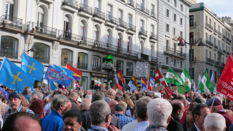 16/10/2019 - La manifestación de pensionistas de este 16 de octubre saliendo desde la Puerta de Sol, Madrid./ MARÍA DUARTE