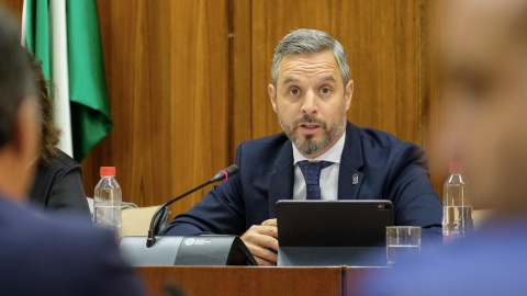 Juan Bravo, consejero de Hacienda, este lunes en el Parlamento de Andalucía