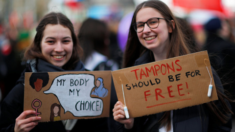 Mujeres durante la marcha por Berlín. REUTERS/Hannibal Hanschke