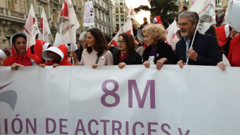 Las actrices se suman a la manifestación feminista de Madrid. / FERMÍN GRODIRA