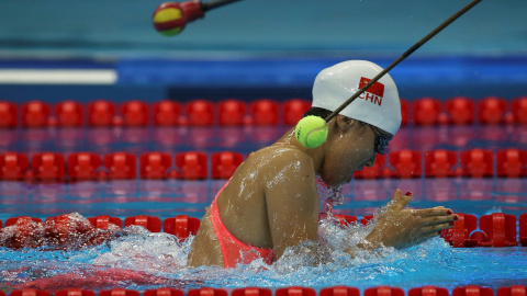 La china Xiaotong Zhang compite en los 100 metros braza en los Juegos Paralímpicos de Río de Janeiro. REUTERS/Sergio Moraes